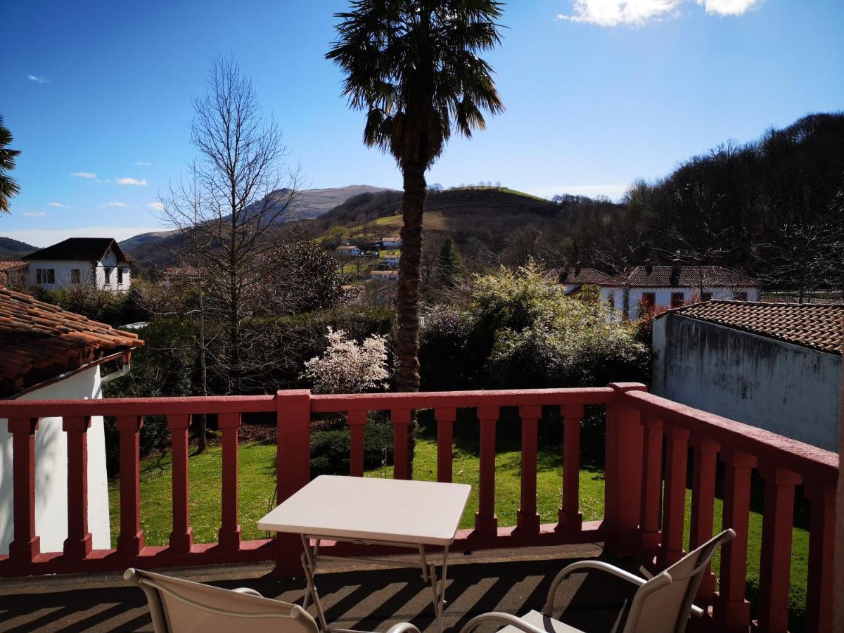 Chalbonia Bed & Breakfast Louhossoa Exterior photo